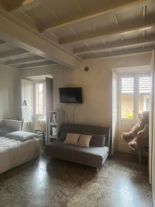 Come A Casa Castelletto sopra Ticino Luaran gambar